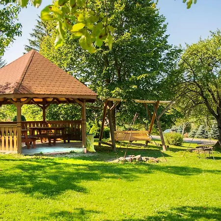 Ferienwohnung Zielona Plaza Bereznica Wyzna Exterior foto